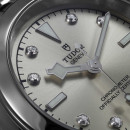 TUDOR Black Bay One 39 - Bild 3