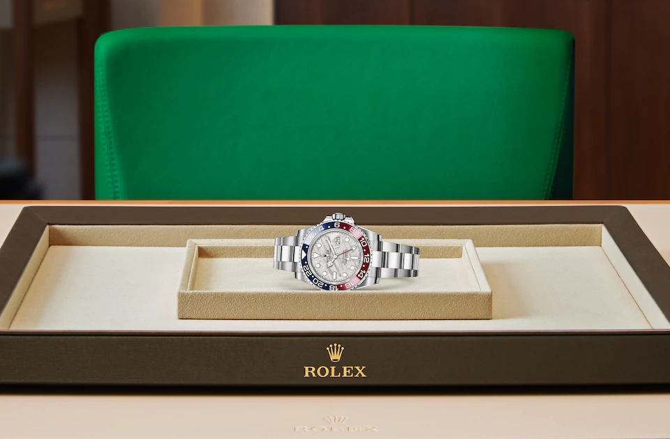 Rolex GMT‑Master II in Gold, M126719BLRO-0002 | Juwelier Michels