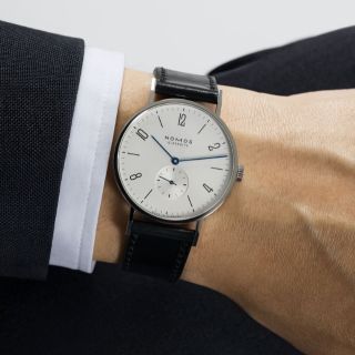 Nomos Glashuette Tangente