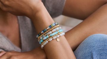 Armschmuck Desktop 3840X1120Px