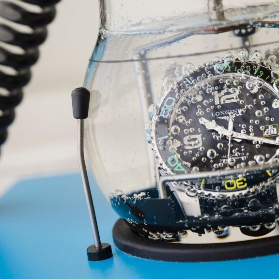 JuwelierMichels Uhrenservice 3840x1500px Wasserdichtigkeit