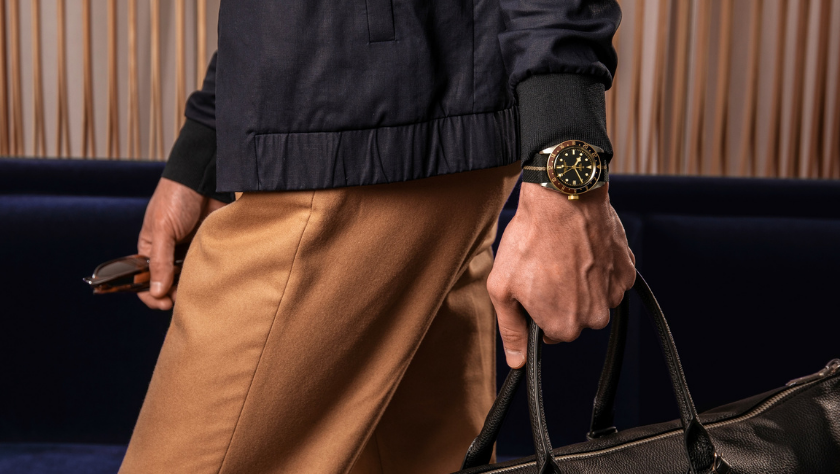 TUDOR-BlackBay-S38-10208-JuwelierMichels-840x480-Impression