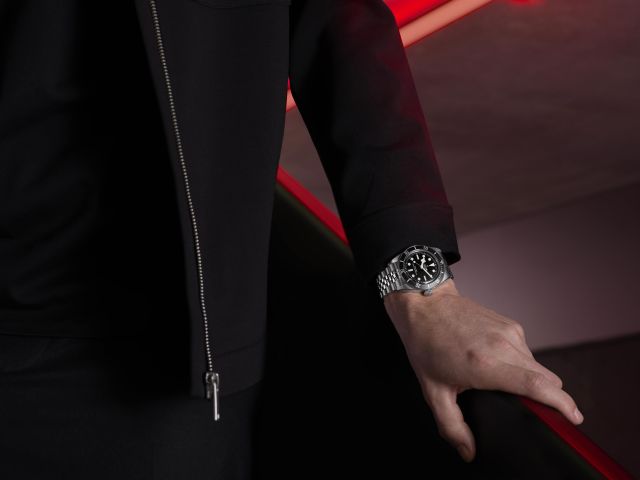 T24 PRO M7941A1A0NU-0003 085