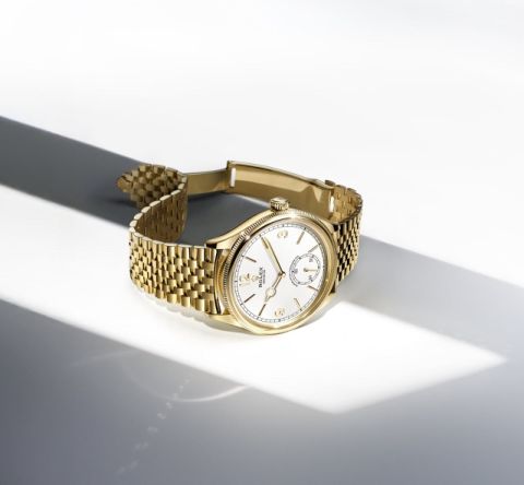 M52508-0008 2503stojan 003 copie 640x592-2