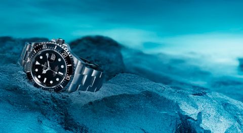 brand-centre-sea-dweller-m126600-0002 banner-generator 1280x704-2